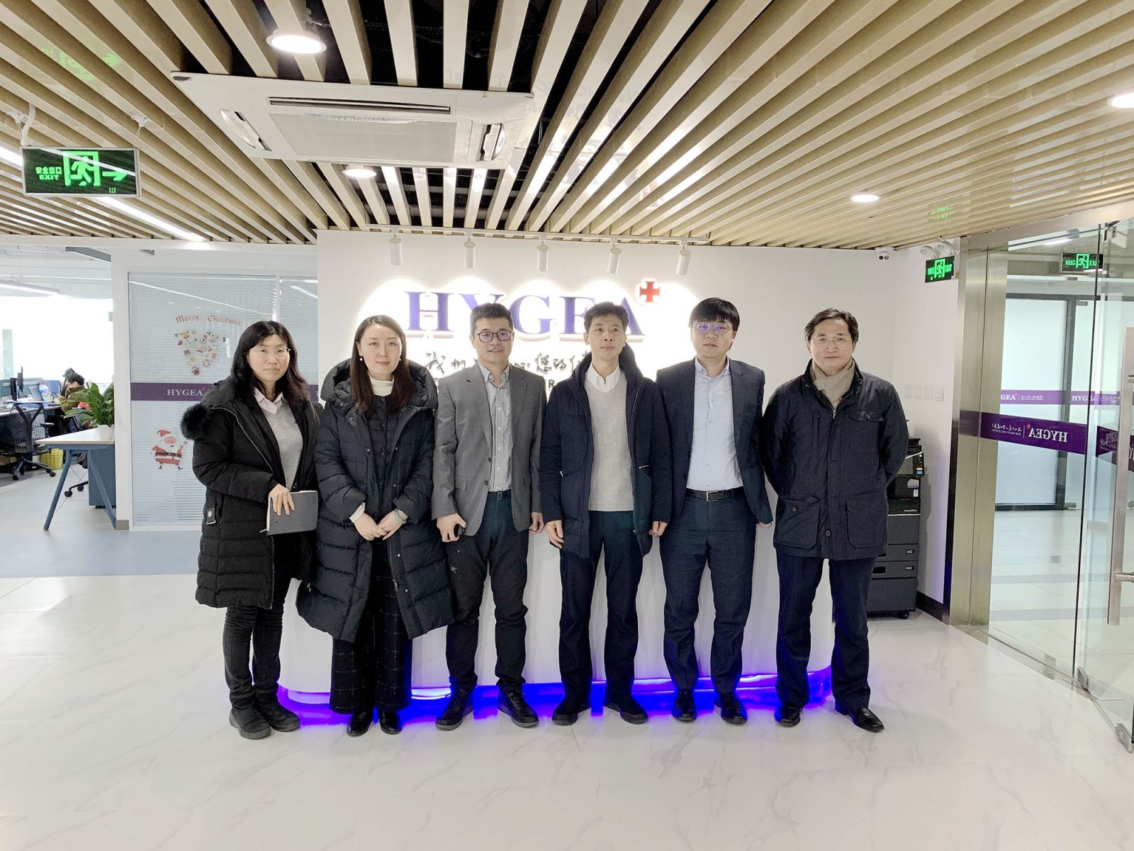 nEe6N98JzRHUtyfhKvVJc38tPhcsQTVM4E8PVRLE